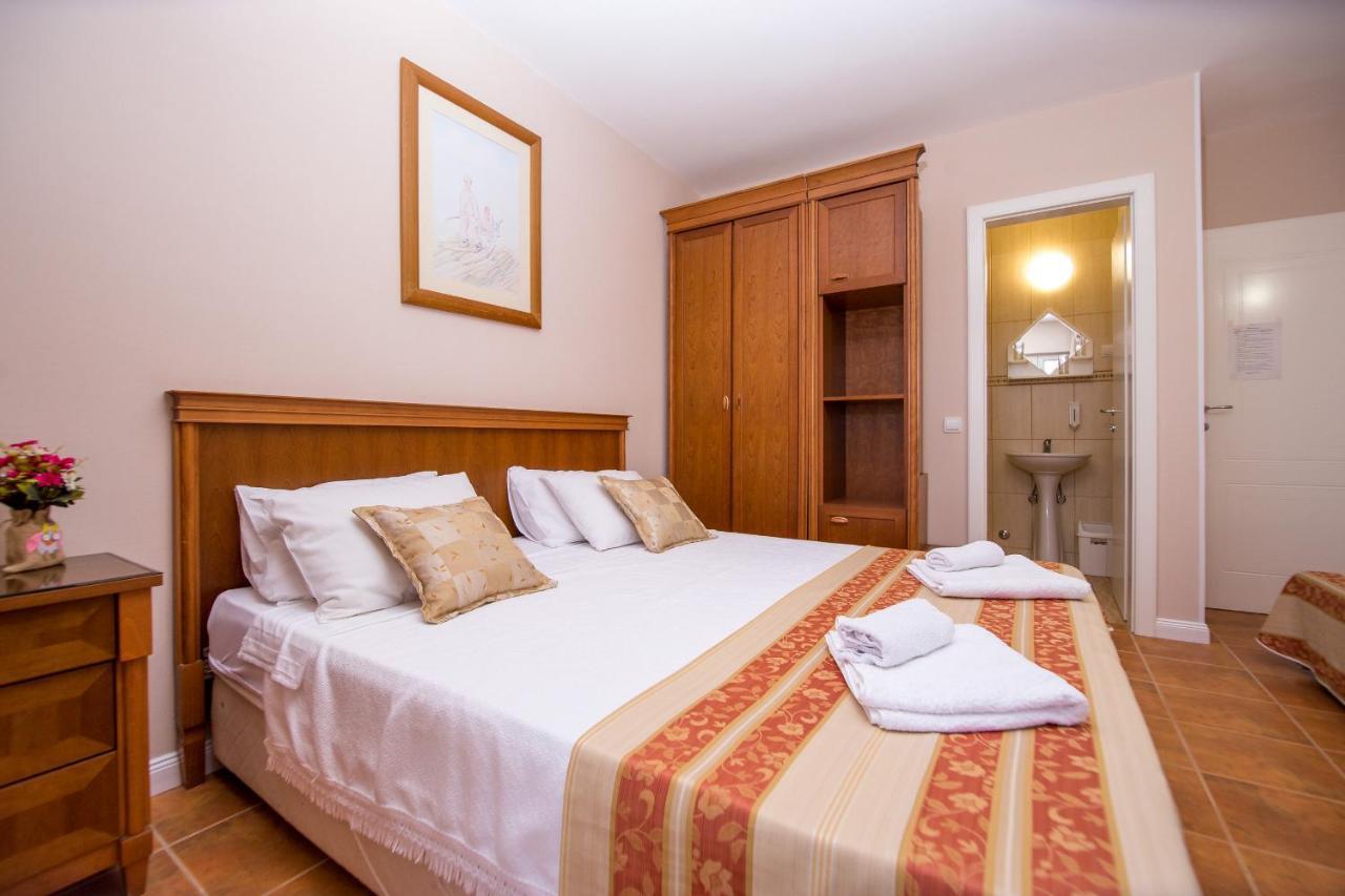 Vila Lazovic Guest house *