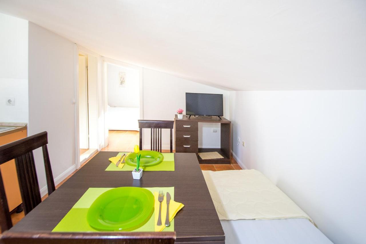 Vila Lazovic * Budva